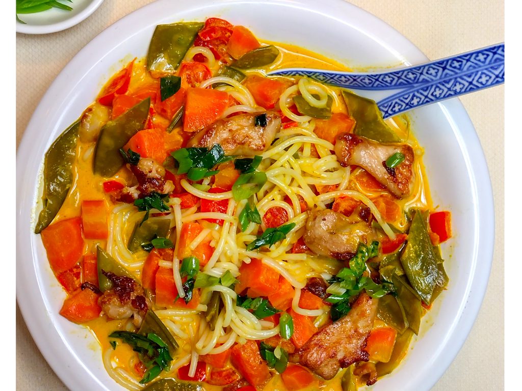 Hähnchen-Curry mit Kokosmilch